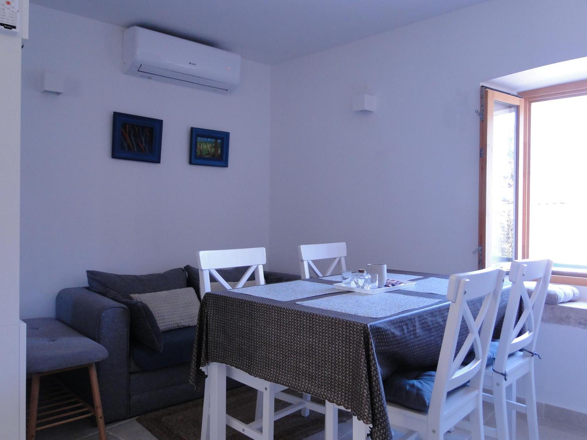 Heritage Apartments Kyra & Fox In Pitve, Hvar エクステリア 写真