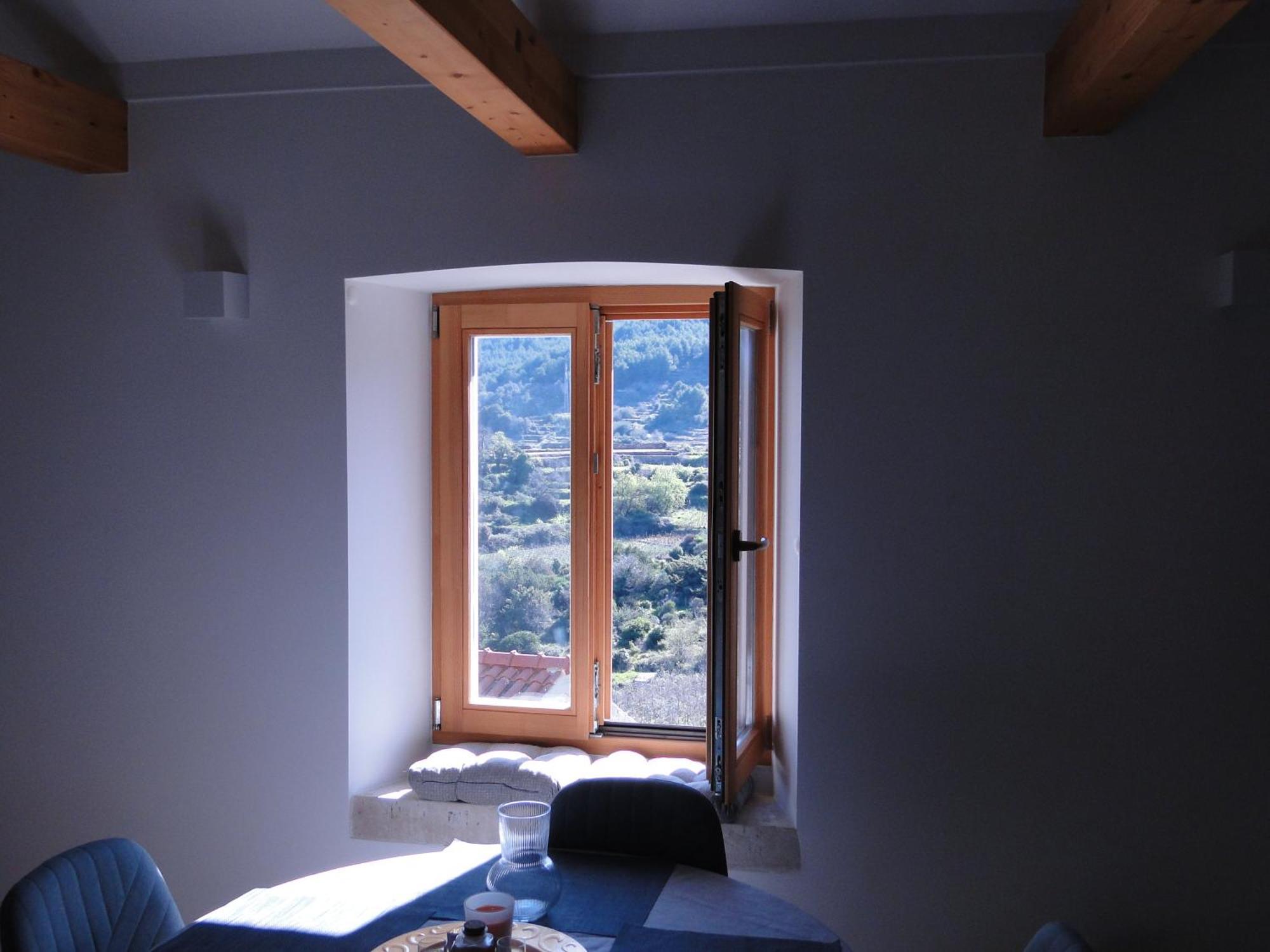 Heritage Apartments Kyra & Fox In Pitve, Hvar エクステリア 写真